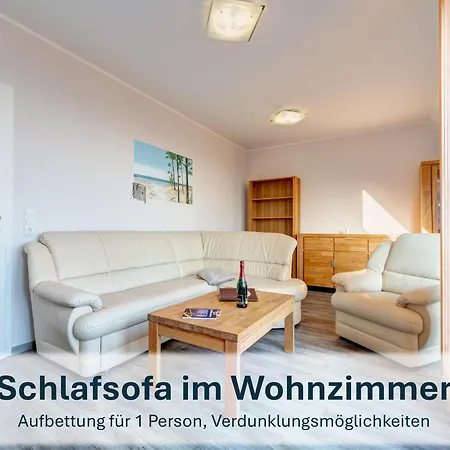 Peenemuende, Seglerhafen_sb_trimaran 4 We